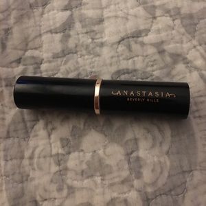 Anastasia Beverly Hills foundation